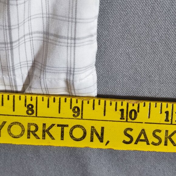 Under Armour Golf Pants men's 40X32 white grey check active wear polyester pants - Picture 13 of 13